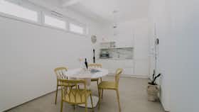 Apartment for rent for €826 per month in Monopoli, Via Giuseppe Mazzini
