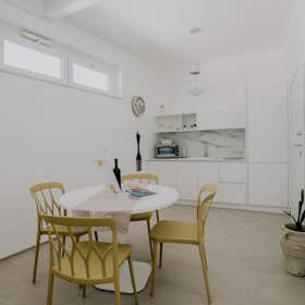Apartment for rent for €800 per month in Monopoli, Via Giuseppe Mazzini