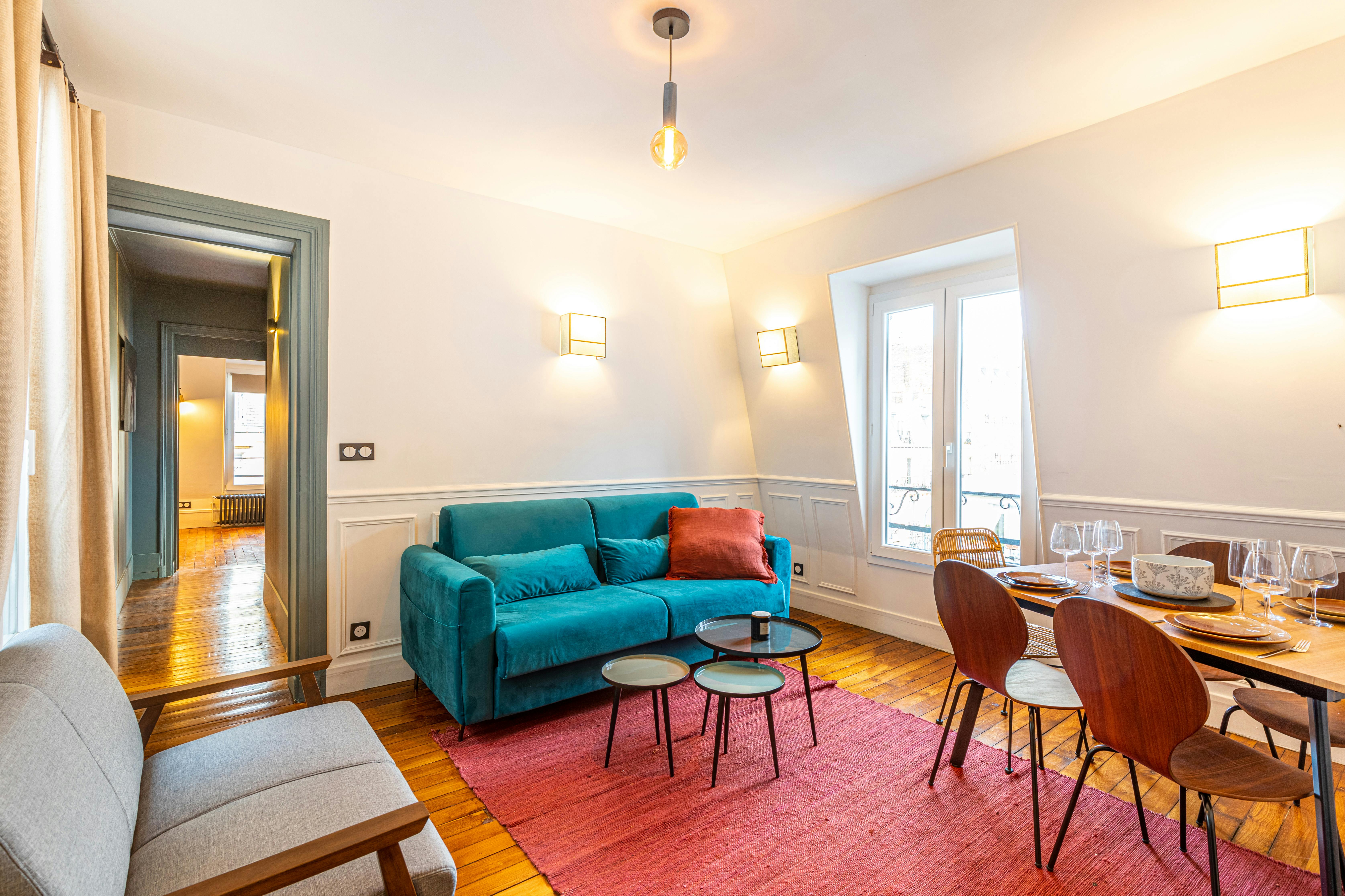 Apartment for rent for €4,540 per month in Paris, Rue Saint-Dominique