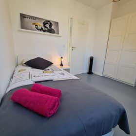 Private room for rent for €840 per month in Bonn, Poppelsdorfer Allee