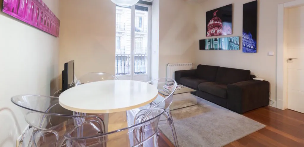 2-Bedroom Apartment in Calle del Arenal, Madrid (1262561) ROOM