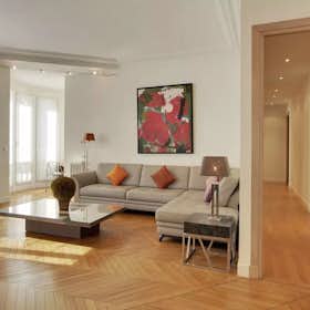 Apartment for rent for €6,426 per month in Paris, Rue Raynouard