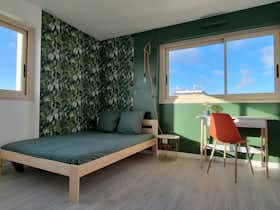 Privé kamer te huur voor € 630 per maand in Sarcelles, Rue Louis Lebrun