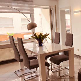 Lägenhet att hyra för 1 850 € i månaden i Mannheim, T6