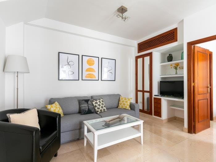 Apartamento para alugar por € 1.000 por mês em Sevilla, Calle Vargas Campos
