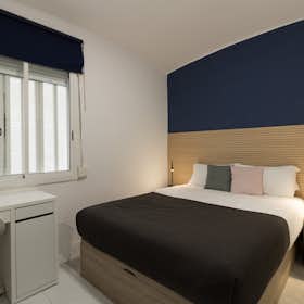 私人房间 正在以 €600 的月租出租，其位于 Barcelona, Passeig de la Vall d'Hebron
