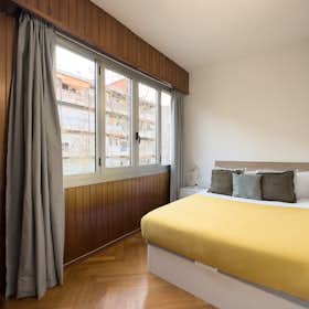 Private room for rent for €685 per month in Barcelona, Carrer de Benet Mateu