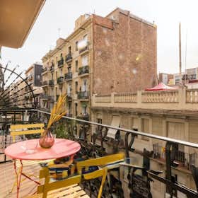 Apartment for rent for €1,350 per month in Barcelona, Carrer de Blai