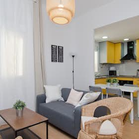 Private room for rent for €630 per month in Madrid, Calle de Maudes