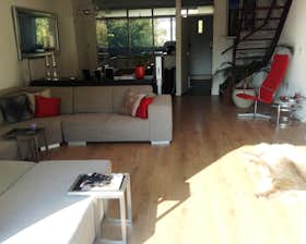 Private room for rent for €1,250 per month in Rotterdam, Goudsesingel