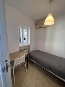 Habitación privada en alquiler por 375 € al mes en Getafe, Calle Camelias