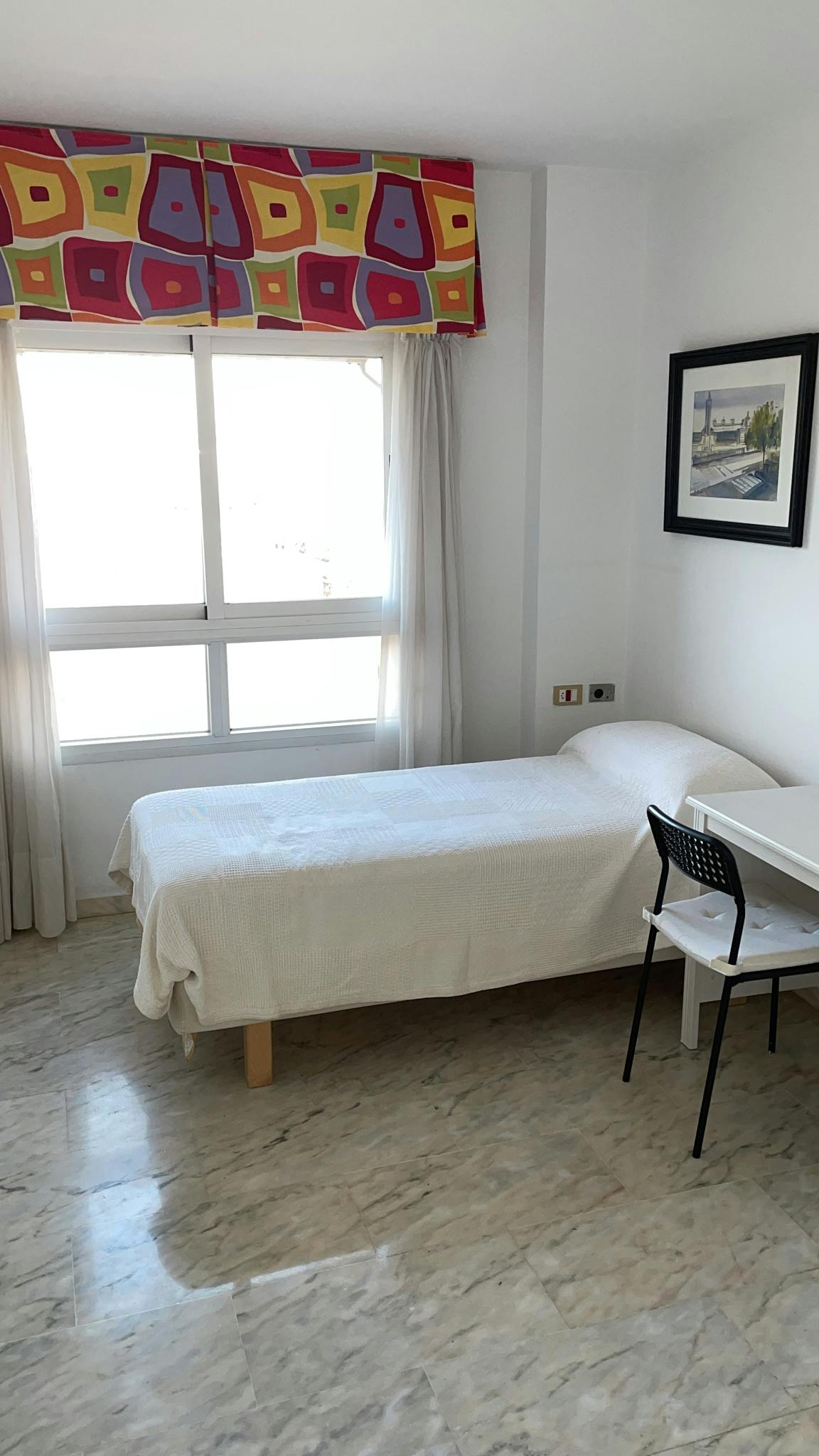 Chambre privée à louer pour 600 €/mois à Sevilla, Avenida Flota de Indias