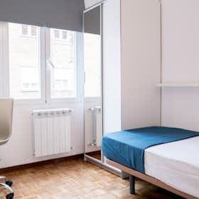 Pokój prywatny do wynajęcia za 575 € miesięcznie w mieście Madrid, Calle de Alonso Núñez