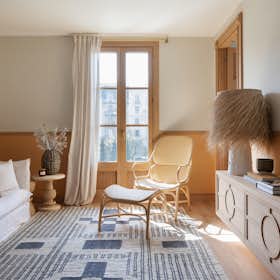 Apartment for rent for €3,200 per month in Barcelona, Carrer d'Entença