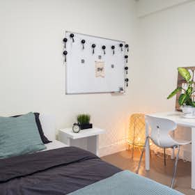 Studio for rent for 789 € per month in Cascais, Rua da Holanda