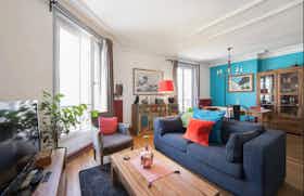 公寓 正在以 €2,461 的月租出租，其位于 Paris, Rue Montgallet
