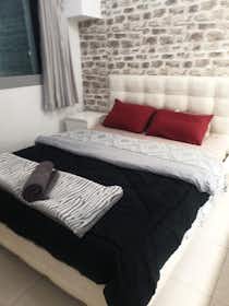 Monolocale in affitto a 820 € al mese a Piraeus, Zosimadon