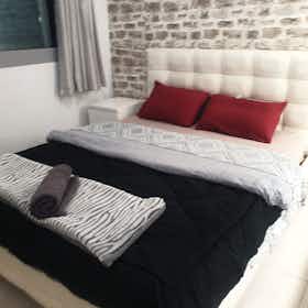 Studio for rent for €820 per month in Piraeus, Zosimadon