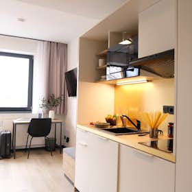 单间公寓 for rent for €1,229 per month in Berlin, Pestalozzistraße