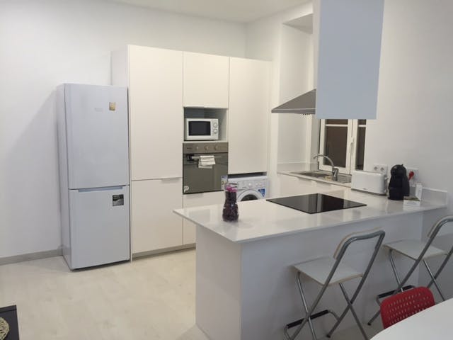 Apartment Lisbon, 3 beds — photo 10