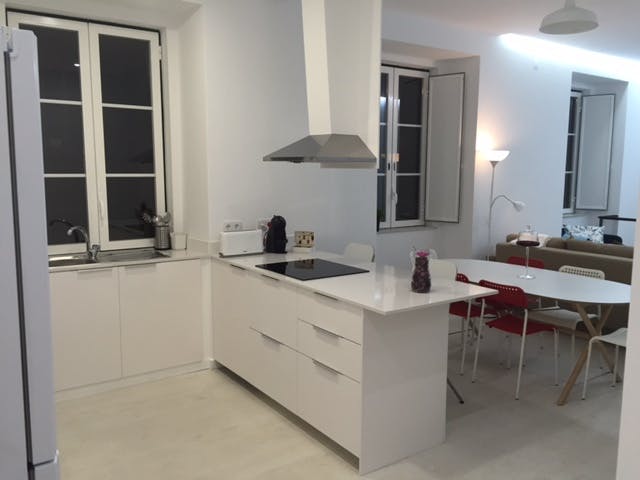 Apartment Lisbon, 3 beds — photo 8