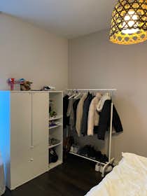 Privé kamer te huur voor € 620 per maand in Breda, Oosterstraat
