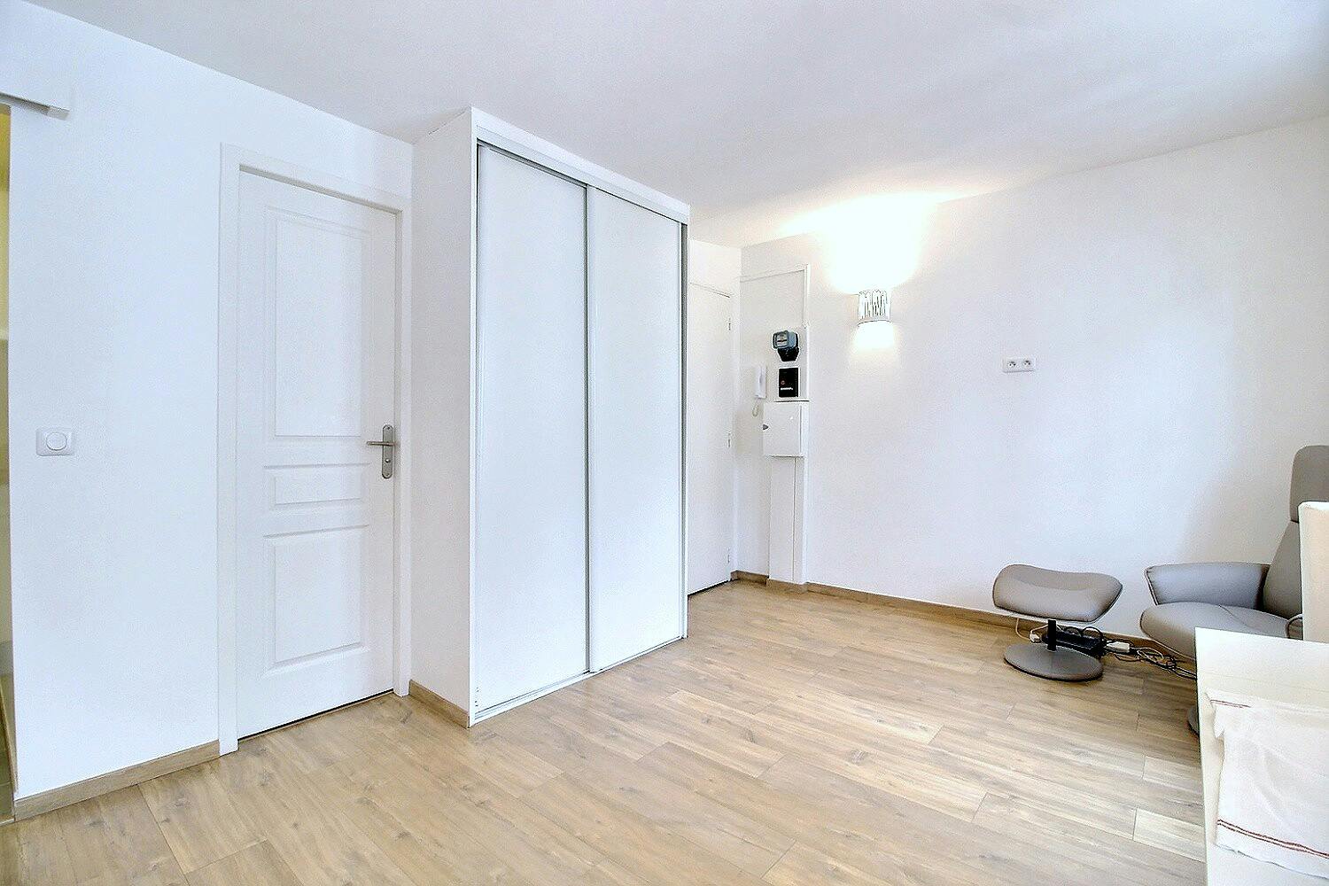 Apartment Paris, 24m² — photo 3