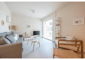 Apartamento en alquiler por 1500 € al mes en Vouliagméni, Litous