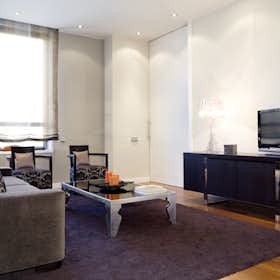 Apartment for rent for €4,900 per month in Barcelona, Passeig de Gràcia