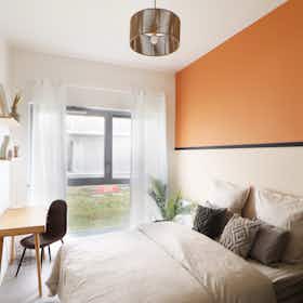 Private room for rent for €890 per month in Paris, Rue Cesaria Évora