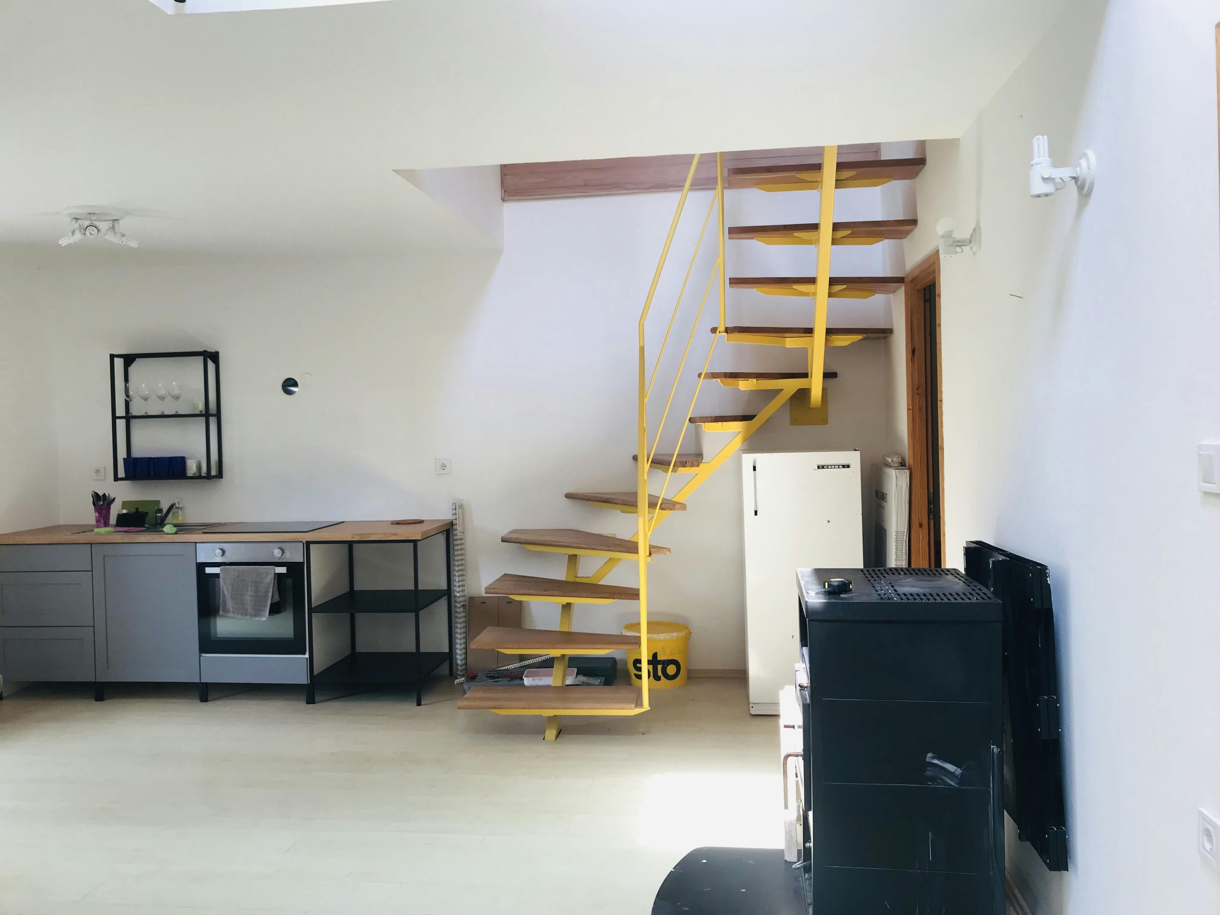 House for rent for HUF 384,504 per month in Badacsonytomaj, Vadrózsa út