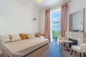 Lägenhet att hyra för 1 500 € i månaden i Nice, Rue Thaon de Revel