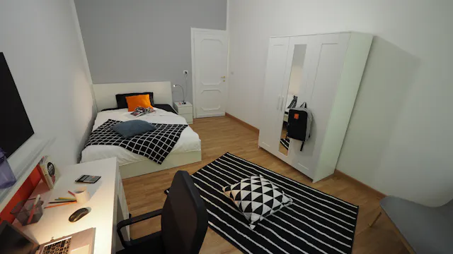 Private room in Via Santa Chiara, Turin (1269801) room image 1