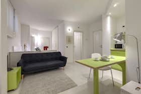 Studio for rent for €2,000 per month in Florence, Via Ghibellina