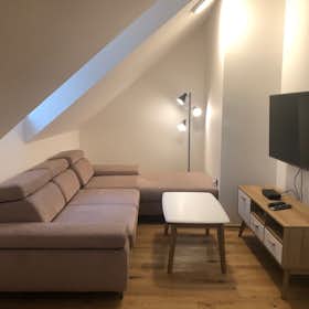 Appartement for rent for € 1.400 per month in Ljubljana, Ilirska ulica