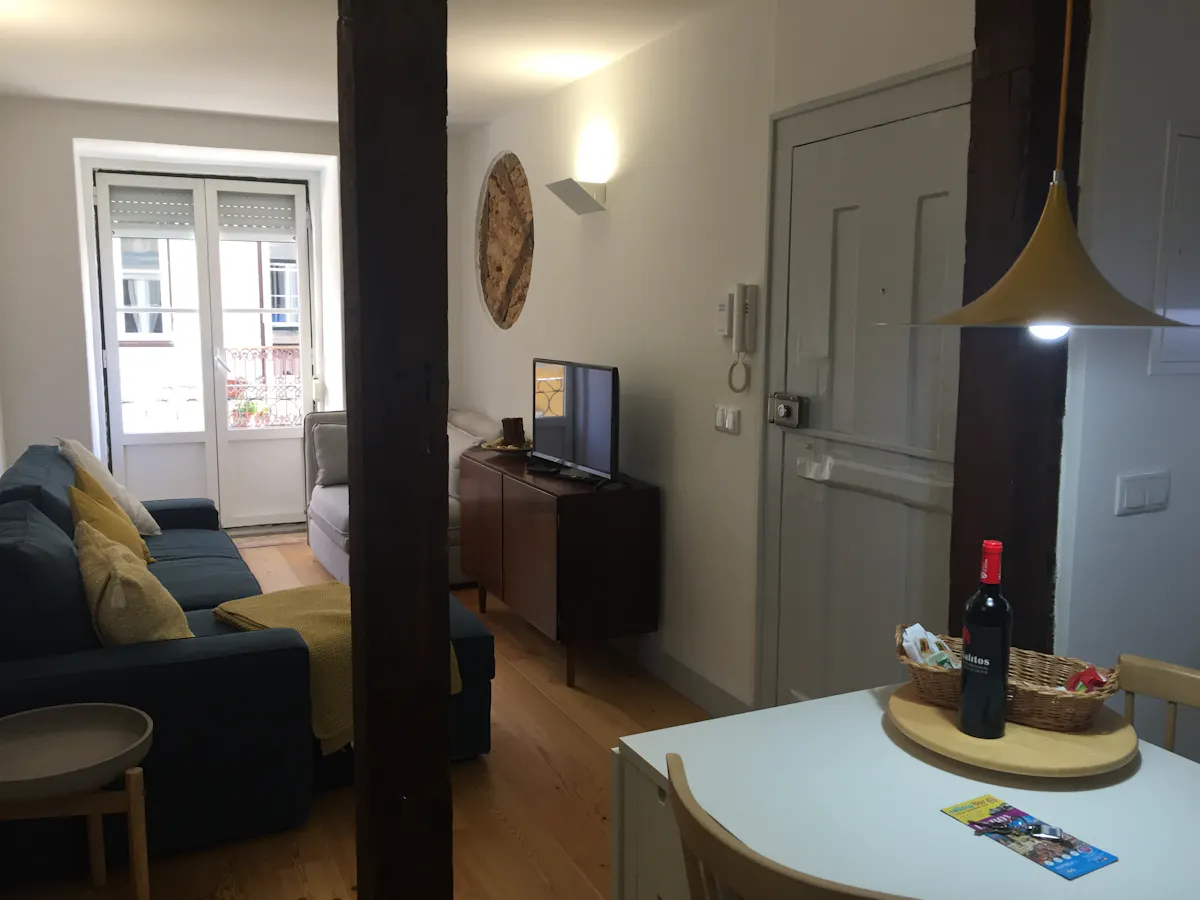 1-Bedroom Apartment in Rua do Diário de Notícias, Lisbon (1270971) ROOM