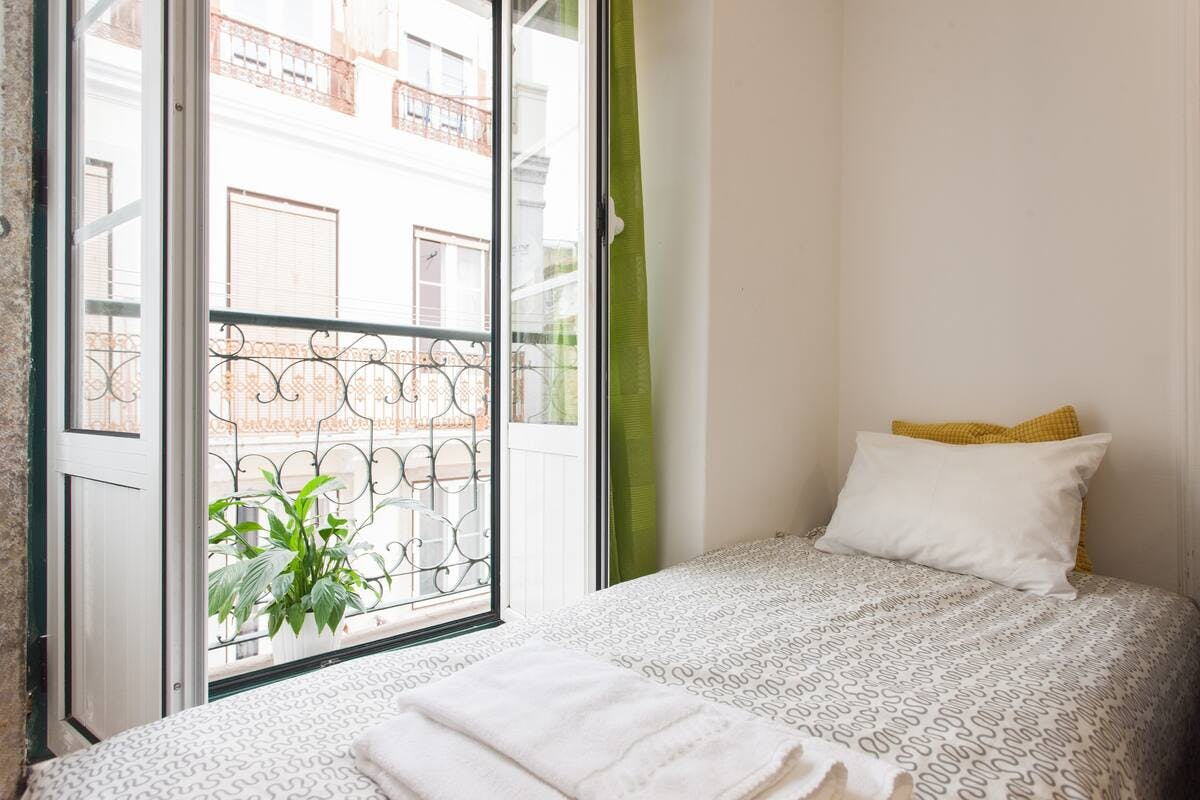 Apartment Lisbon, 1 bed — photo 1