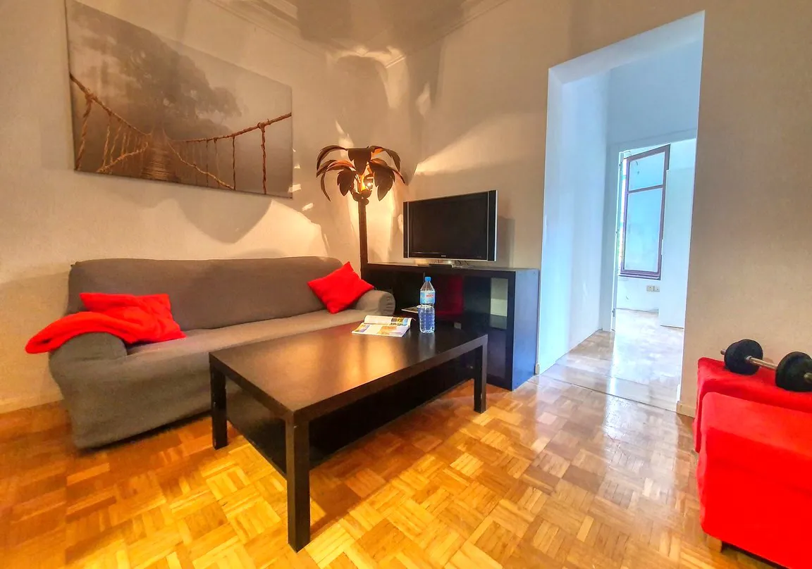 5-Bedroom Apartment in Calle de Vallehermoso, Madrid (1271144) ROOM 1