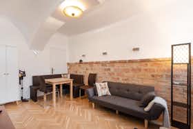 House for rent for €990 per month in Vienna, Gschwandnergasse