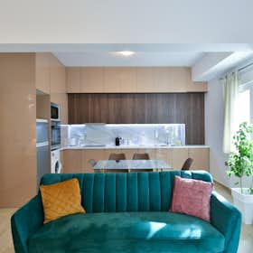 Apartment for rent for €2,500 per month in Athens, Pontoirakleias