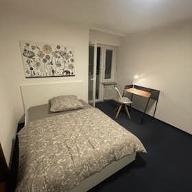 WG-Zimmer for rent for 750 € per month in Munich, Kreillerstraße