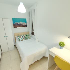 WG-Zimmer for rent for 260 € per month in Granada, Calle Mayor