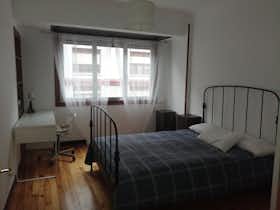 Privé kamer te huur voor € 350 per maand in Etxebarri, Egetiaga Uribarri kalea