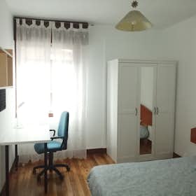 Private room for rent for €340 per month in Etxebarri, Egetiaga Uribarri kalea
