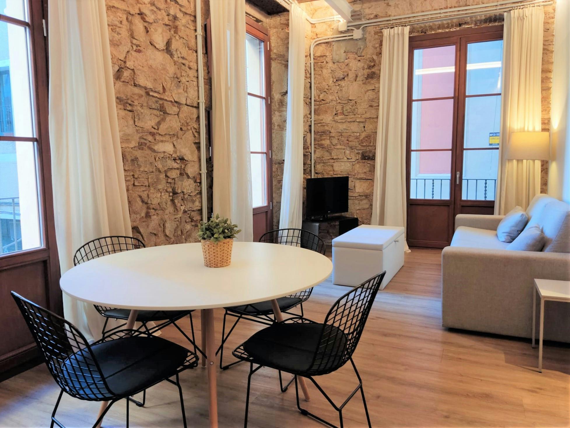 Apartment for rent for €2,000 per month in Barcelona, Carrer de la Pescateria