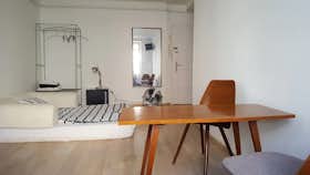 Studio for rent for €480 per month in Budapest, Herzen utca