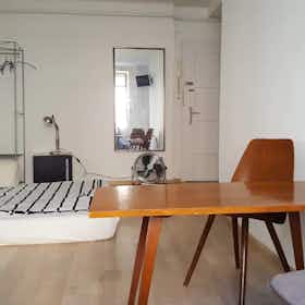Studio for rent for €480 per month in Budapest, Herzen utca