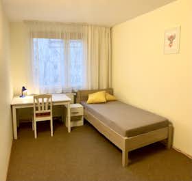 Private room for rent for PLN 1,367 per month in Wrocław, ulica Piękna
