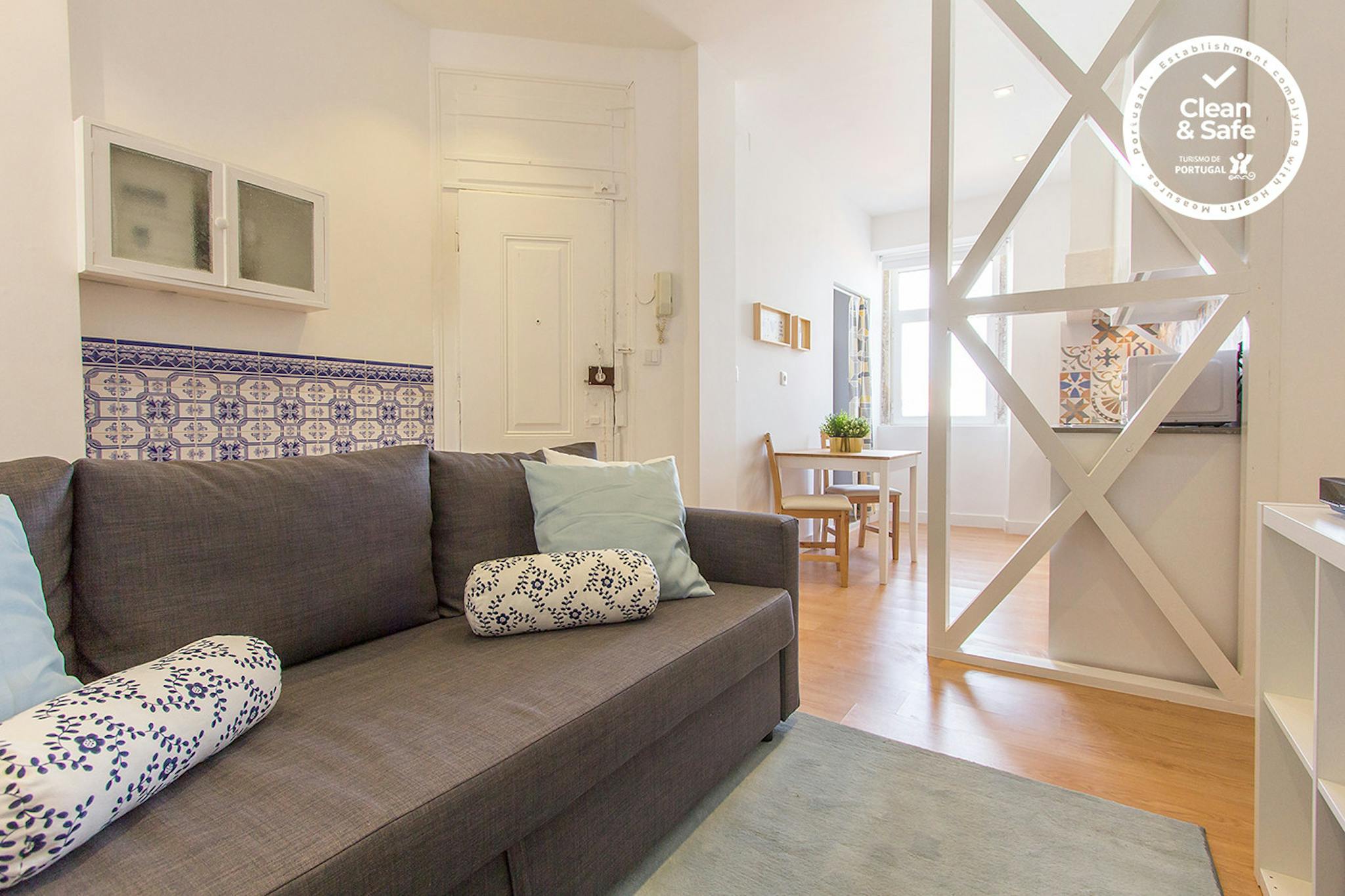 Rua da Atalaia, Lisbon preview