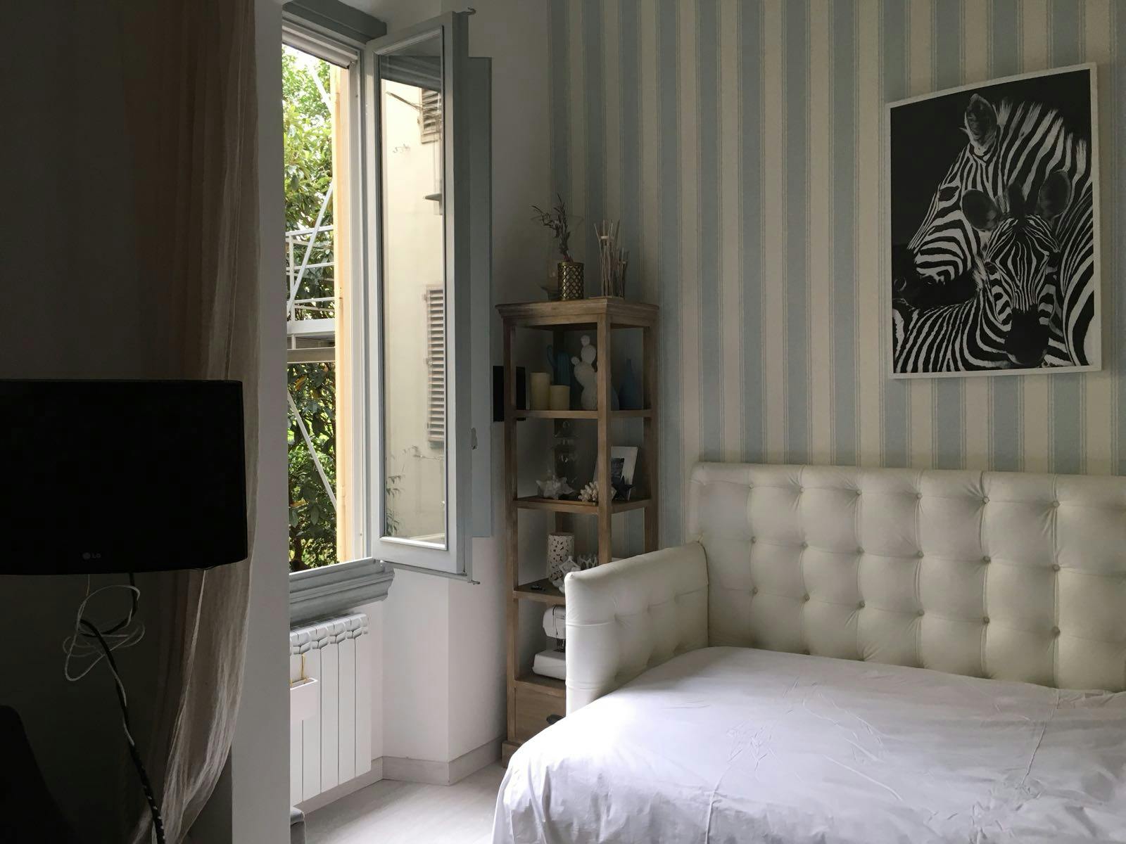 Studio for rent for €850 per month in Florence, Viale Belfiore